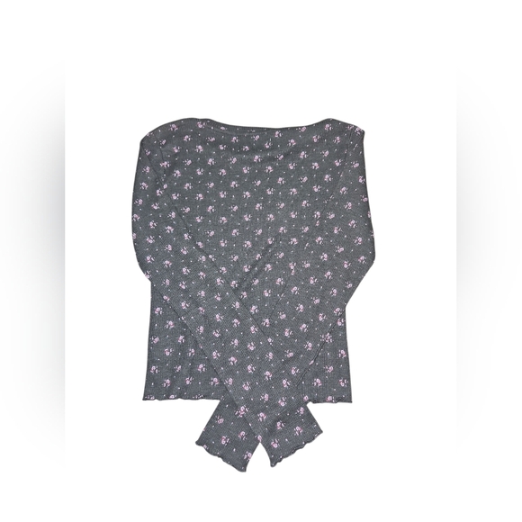 Lucky Brand Long Sleeve Thermal Gray Shirt with Pink Flowers. - Picture 4 of 5